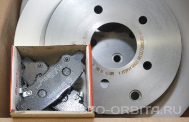 Замена тормозных дисков и колодок Инфинити Q50 (подробные фото и видео)