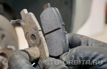 Замена тормозных дисков и колодок Инфинити Q50 (подробные фото и видео)