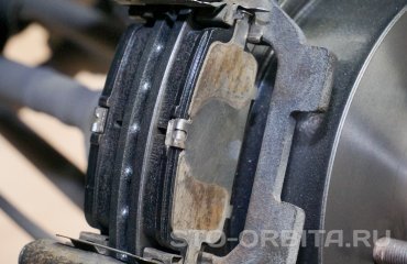 Замена тормозных дисков и колодок Инфинити Q50 (подробные фото и видео)