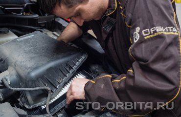 Плановое обслуживание Инфинити QX80 (подробные фото и видео)