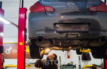 Осмотр Инфинити G35 (подробные фото)