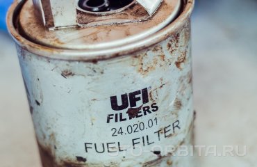 Замена топливного фильтра Инфинити FX30 дизель (подробные фото)