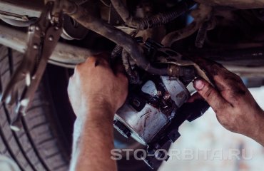 Замена топливного фильтра Инфинити FX30 дизель (подробные фото)